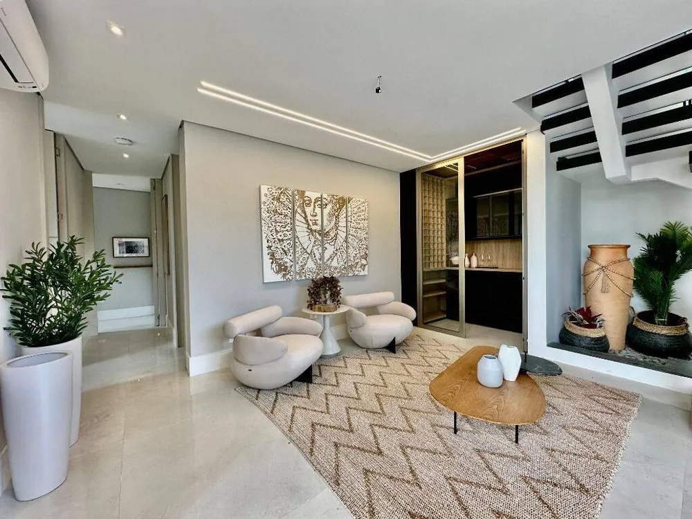 Casa, 7 quartos, 731 m² - Foto 3