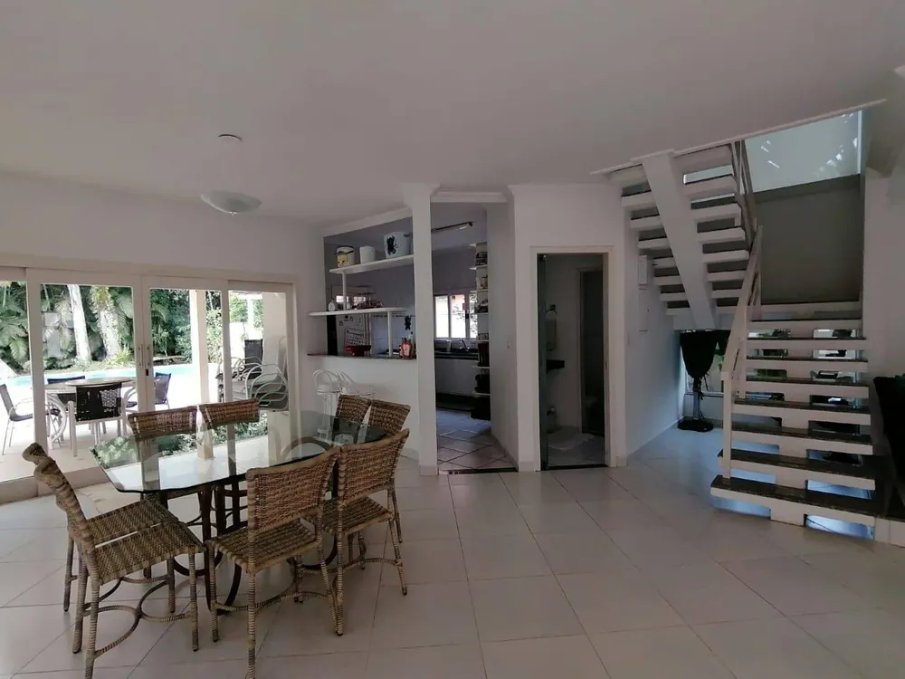 Casa, 4 quartos, 240 m² - Foto 9