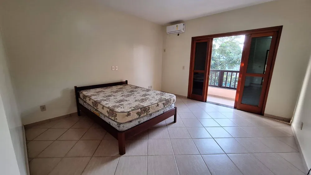 Casa, 4 quartos, 329 m² - Foto 8
