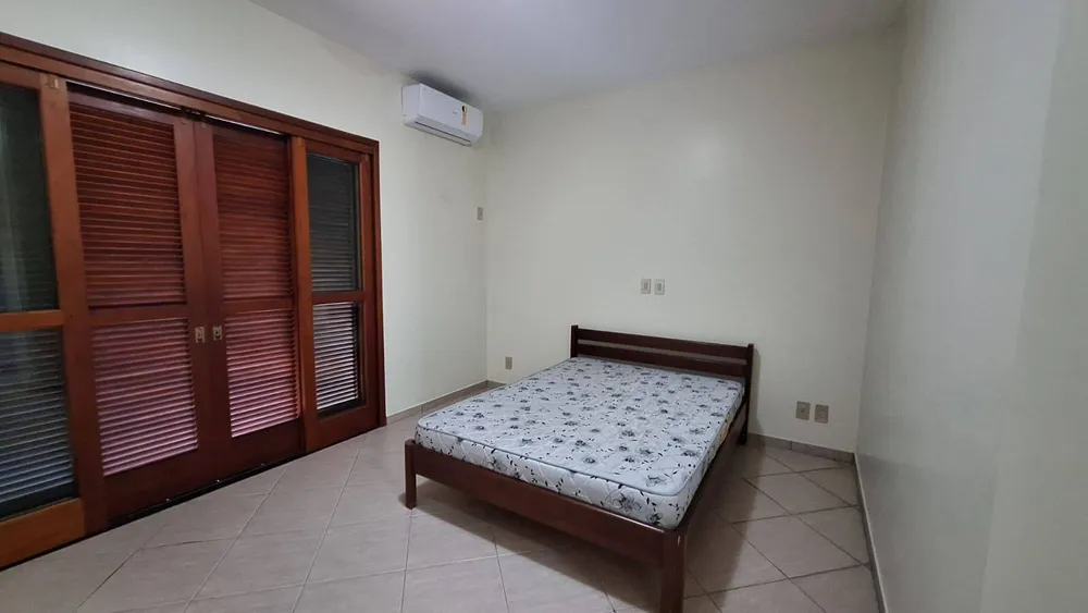 Casa, 4 quartos, 329 m² - Foto 10