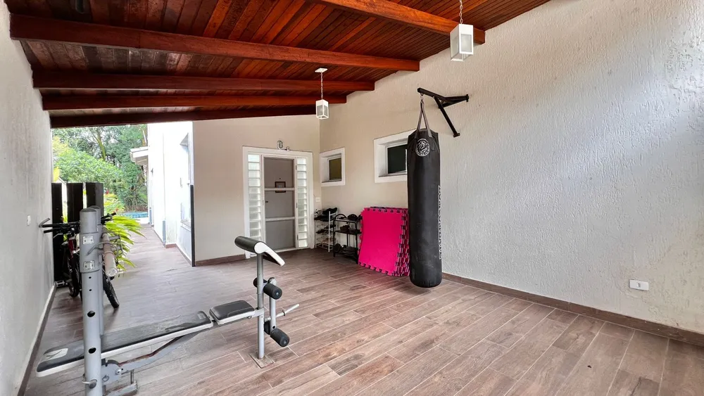 Casa, 4 quartos, 226 m² - Foto 2