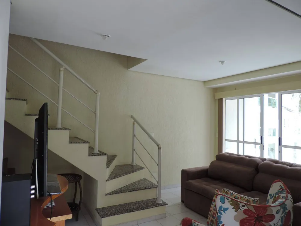 Casa, 3 quartos, 92 m² - Foto 1