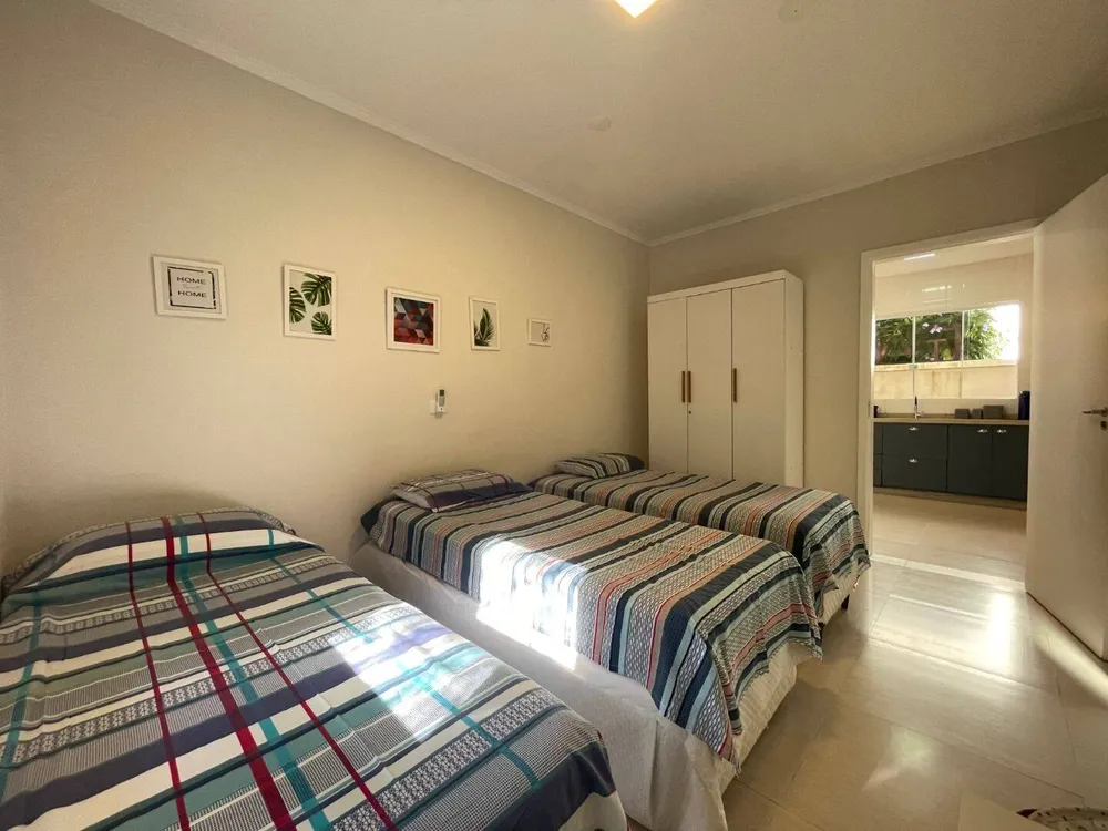 Casa, 4 quartos, 240 m² - Foto 3
