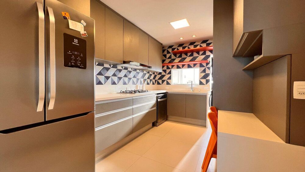 Apartamento à venda com 3 quartos, 170m² - Foto 11