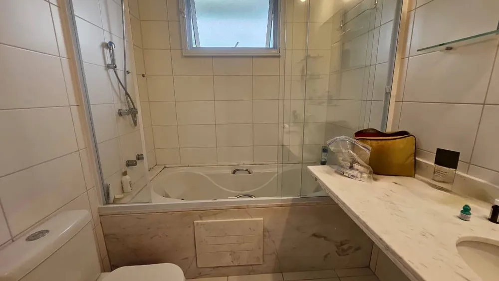 Apartamento, 3 quartos, 232 m² - Foto 2