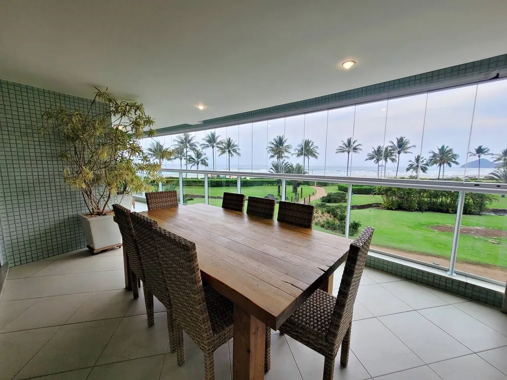 Apartamento, 3 quartos, 210 m² - Foto 1