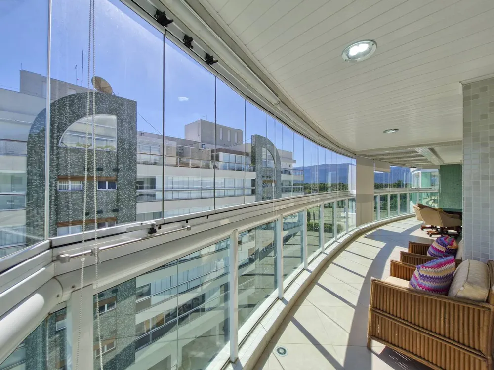 Cobertura, 4 quartos, 253 m² - Foto 2