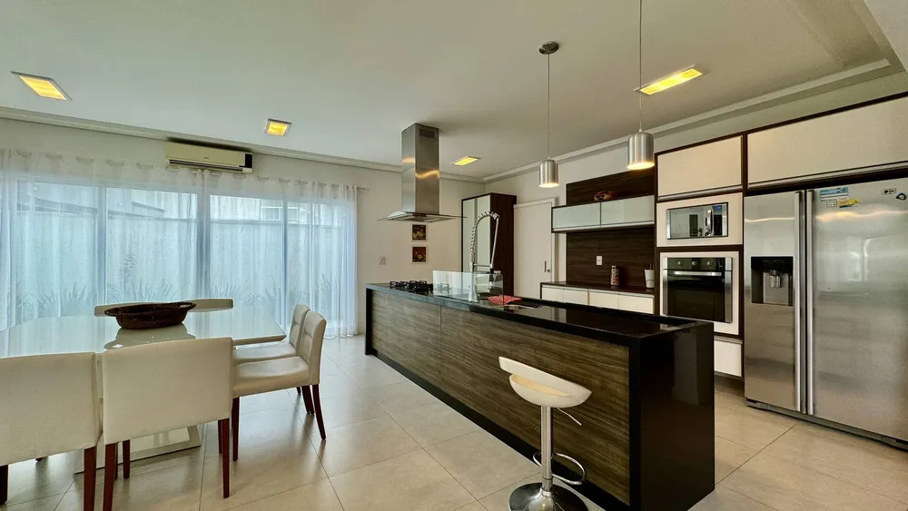 Casa, 5 quartos, 320 m² - Foto 10