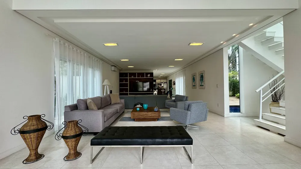 Casa, 5 quartos, 320 m² - Foto 1
