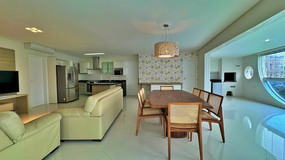 Apartamento, 3 quartos, 141 m² - Foto 1
