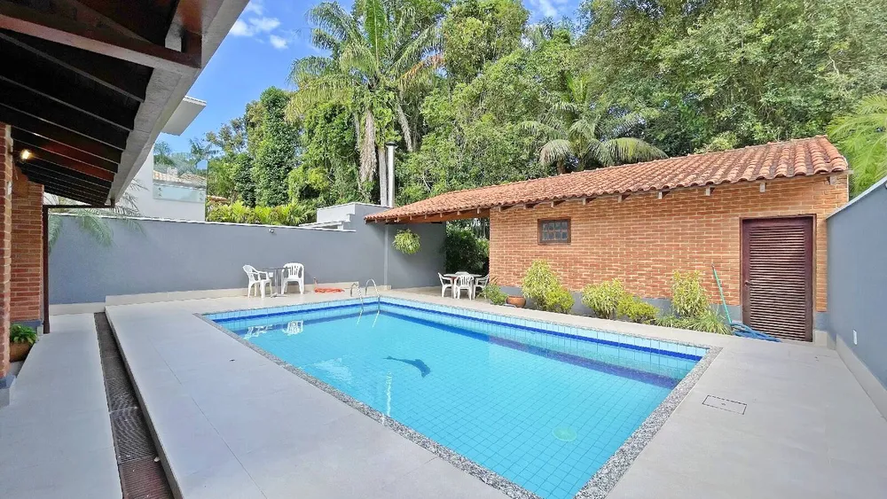 Casa, 6 quartos, 287 m² - Foto 1