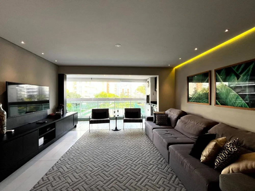Apartamento, 3 quartos, 132 m² - Foto 2