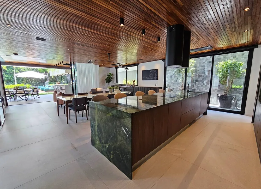 Casa, 7 quartos, 940 m² - Foto 11