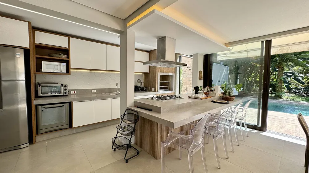 Casa, 5 quartos, 320 m² - Foto 2