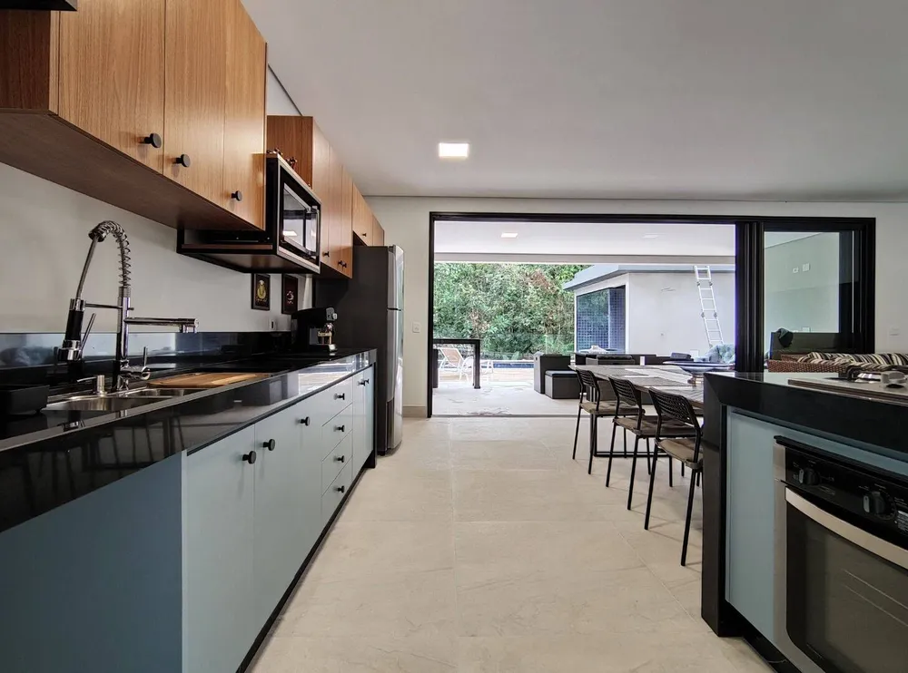 Casa, 5 quartos, 281 m² - Foto 3