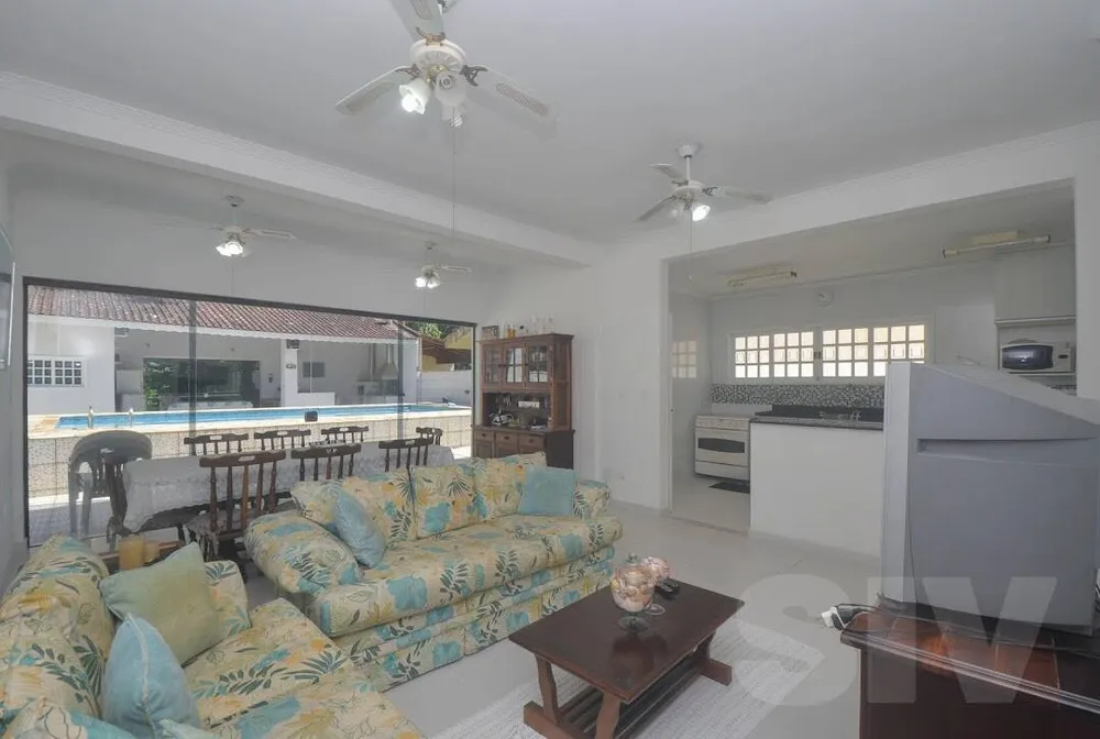Casa, 4 quartos, 281 m² - Foto 1