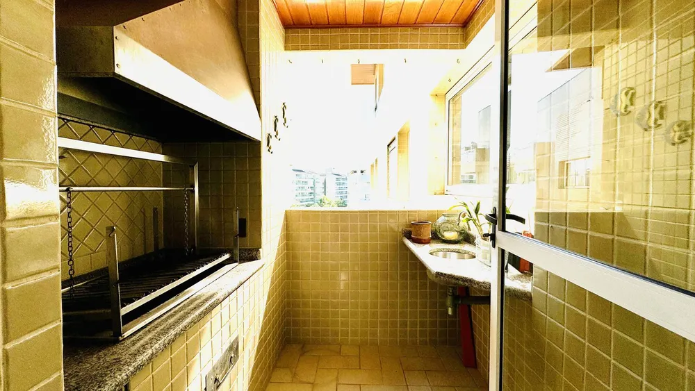 Apartamento, 3 quartos, 193 m² - Foto 2