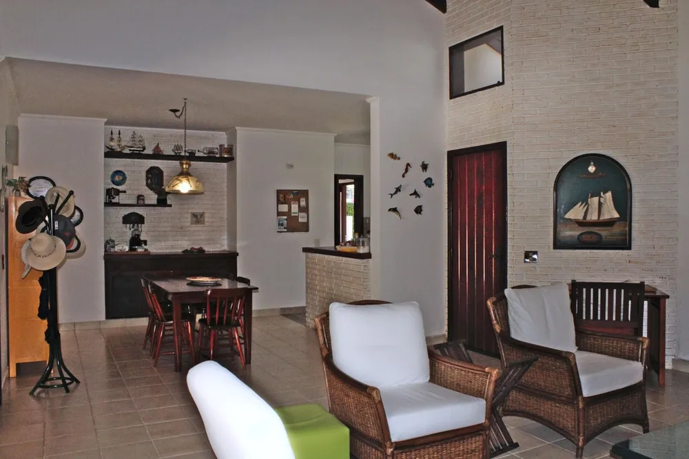 Casa, 33 quartos, 216 m² - Foto 2