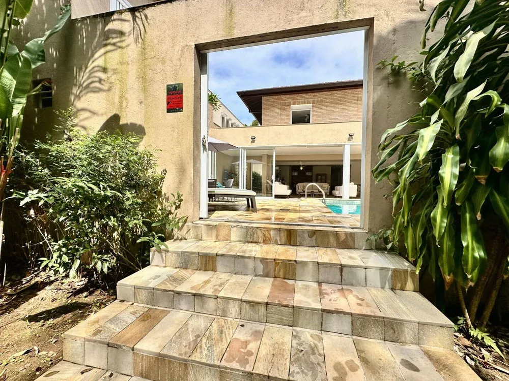 Casa, 6 quartos, 422 m² - Foto 1