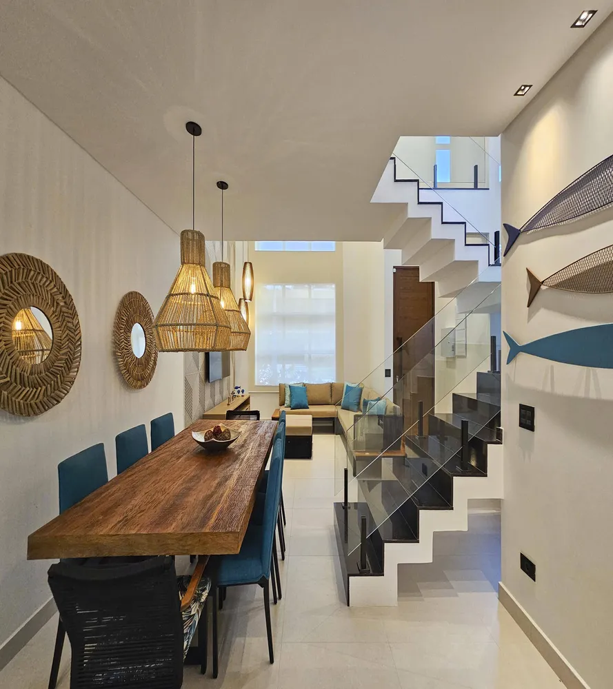Casa, 4 quartos, 205 m² - Foto 1
