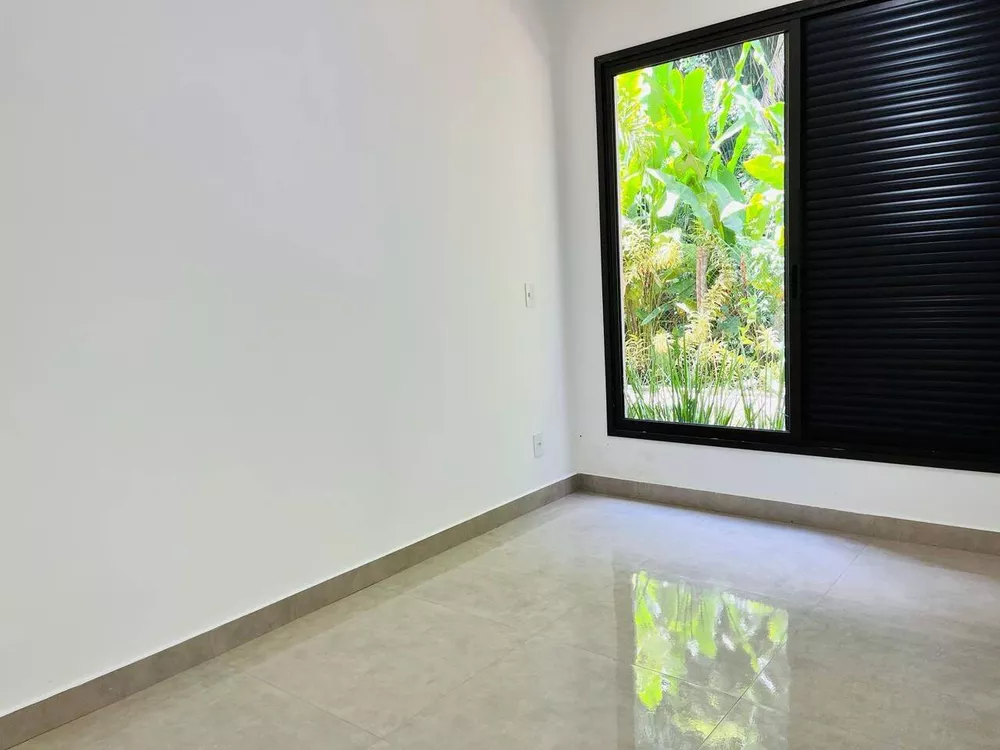 Casa à venda com 2 quartos, 68m² - Foto 4