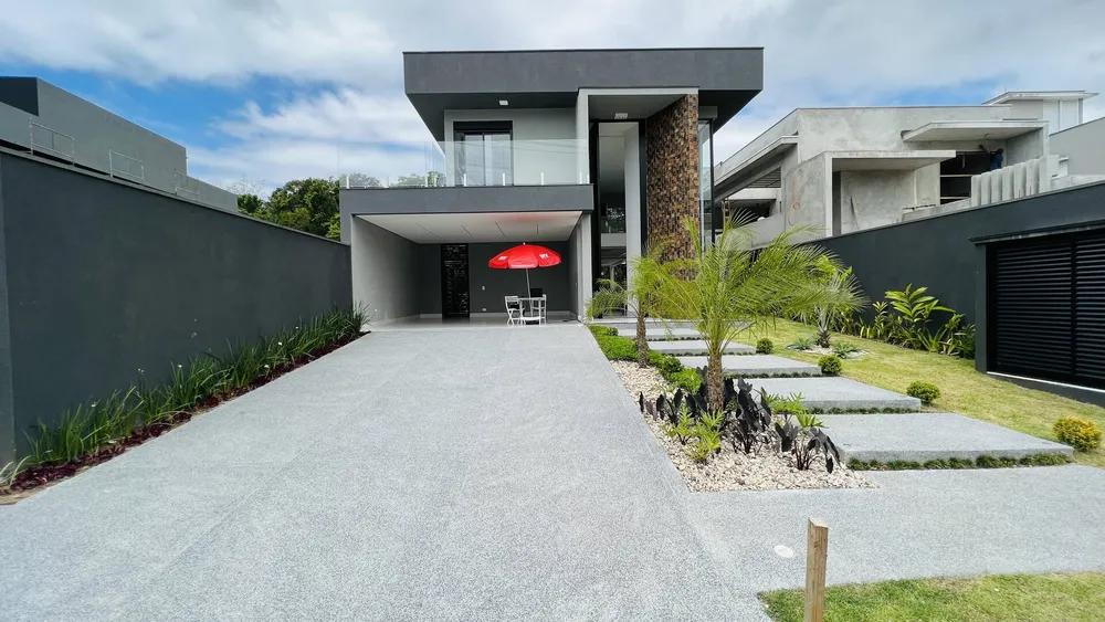 Casa, 5 quartos, 335 m² - Foto 1