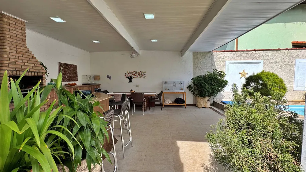 Casa, 3 quartos, 144 m² - Foto 2