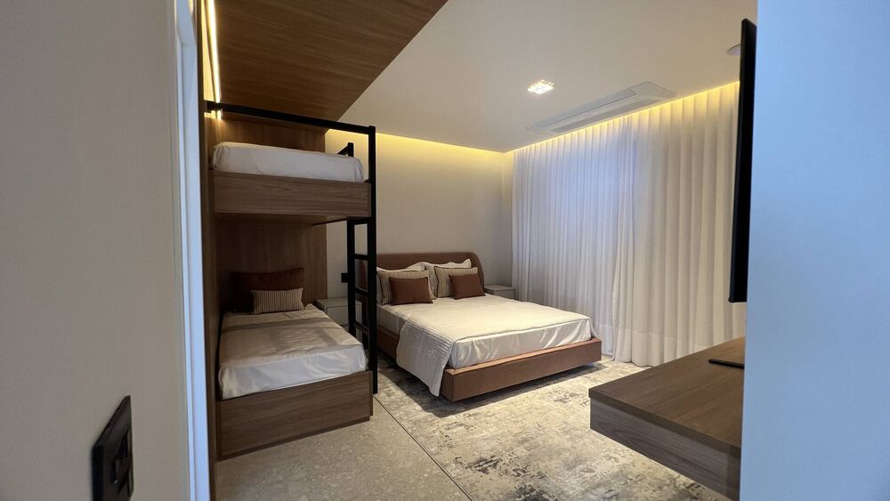 Casa à venda com 4 quartos, 380m² - Foto 6