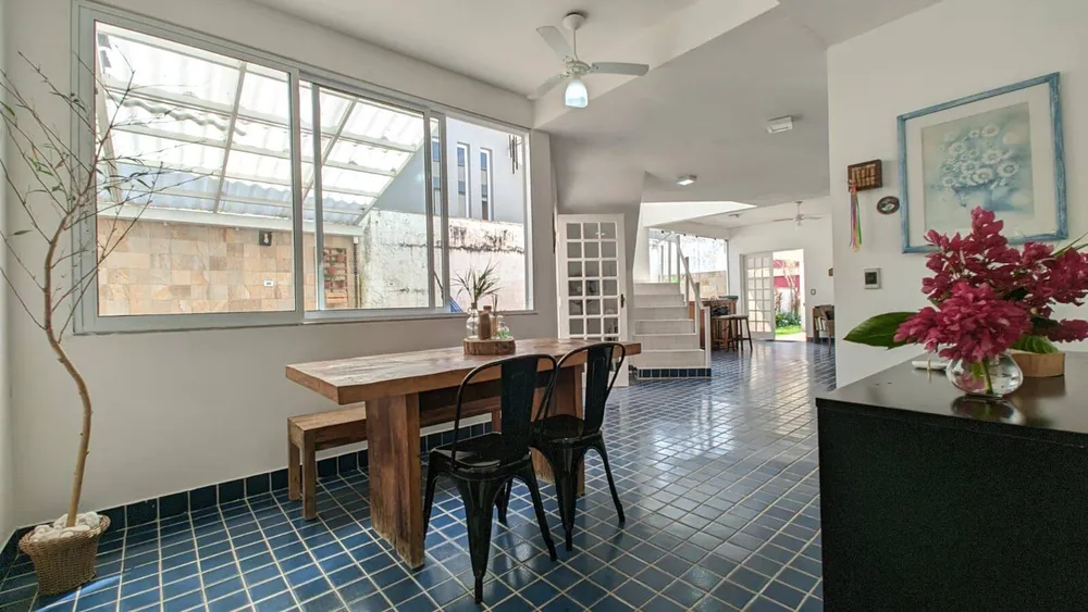 Casa, 5 quartos, 330 m² - Foto 3