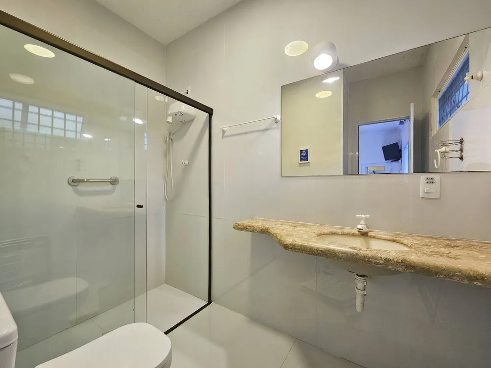 Casa, 4 quartos, 180 m² - Foto 1