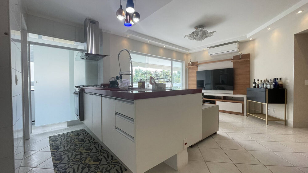 Apartamento à venda com 4 quartos, 149m² - Foto 2