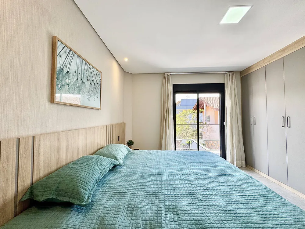 Casa, 4 quartos, 190 m² - Foto 2