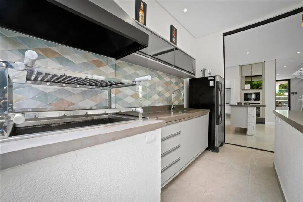 Casa, 5 quartos, 337 m² - Foto 3