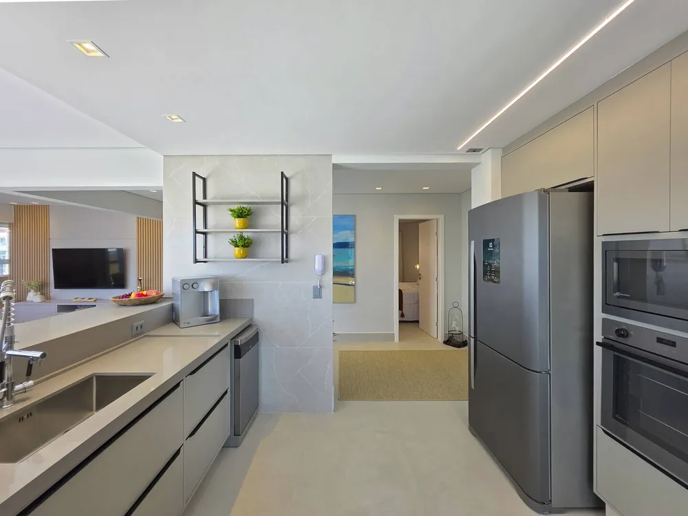 Cobertura, 4 quartos, 216 m² - Foto 2