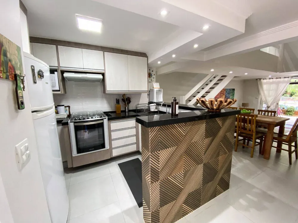 Casa, 3 quartos, 142 m² - Foto 3