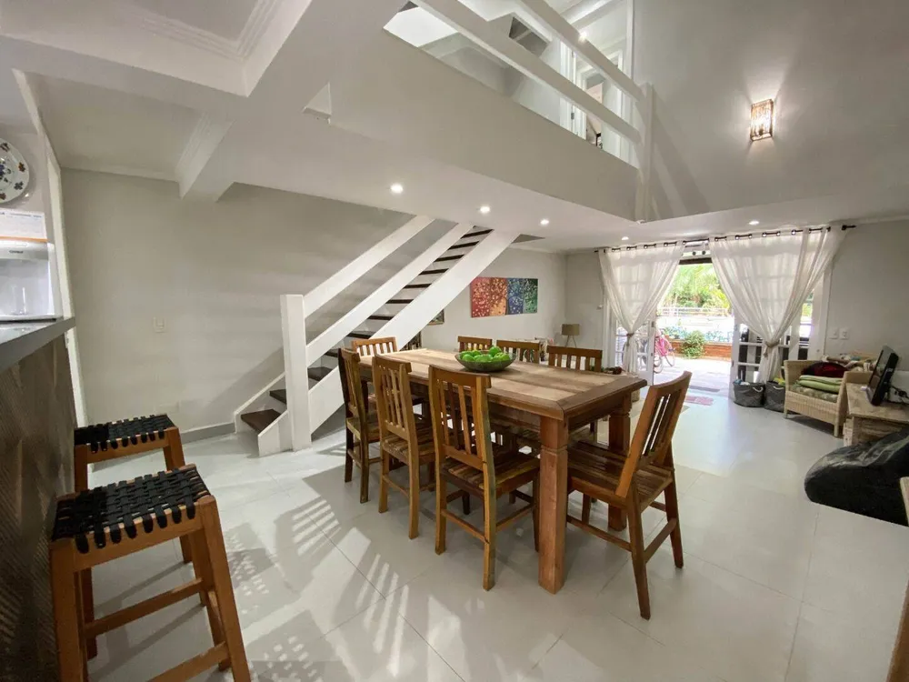 Casa, 3 quartos, 142 m² - Foto 2