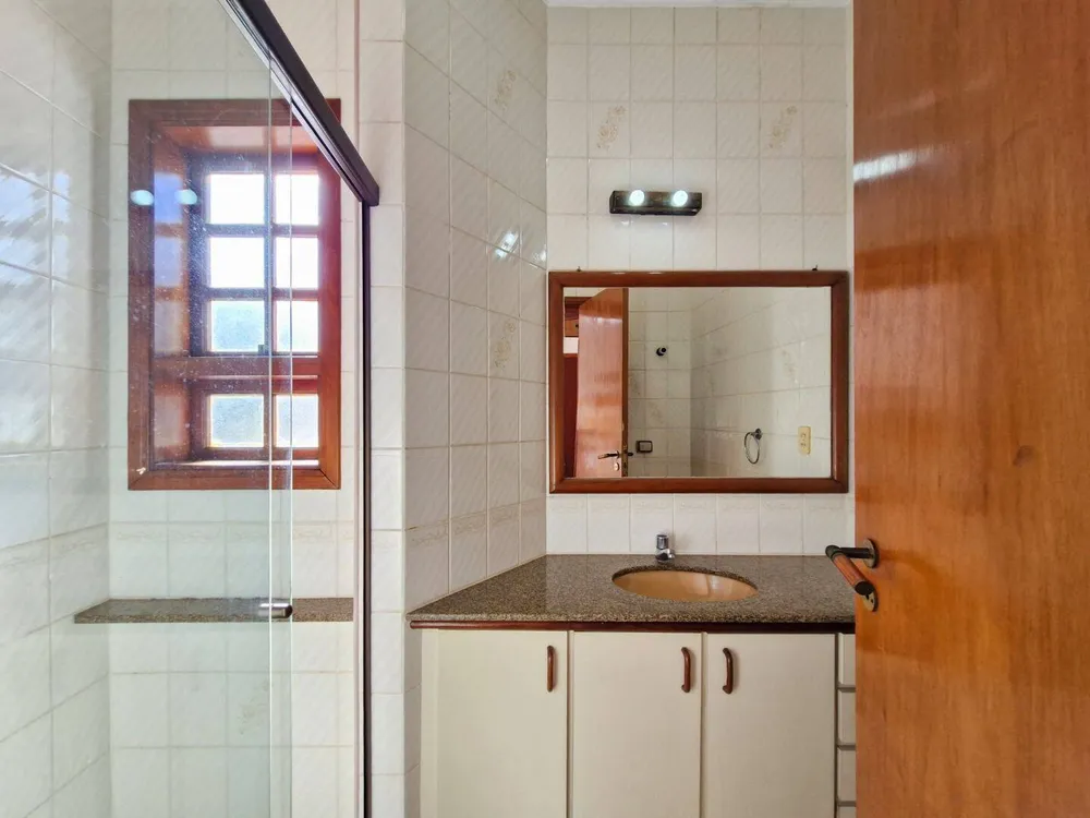 Casa, 8 quartos, 390 m² - Foto 2