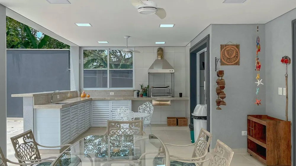 Casa, 6 quartos, 250 m² - Foto 2