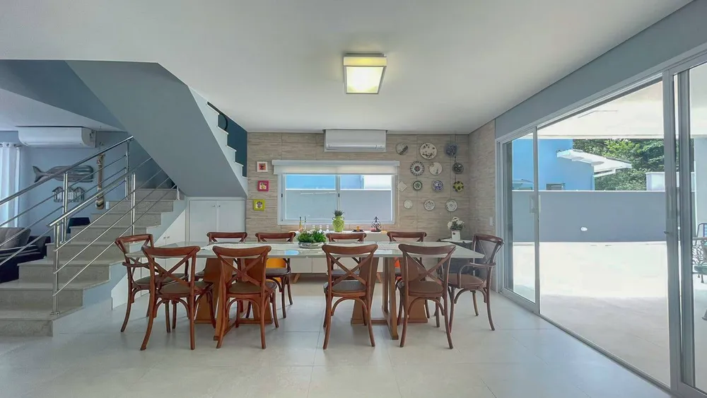 Casa, 6 quartos, 250 m² - Foto 9