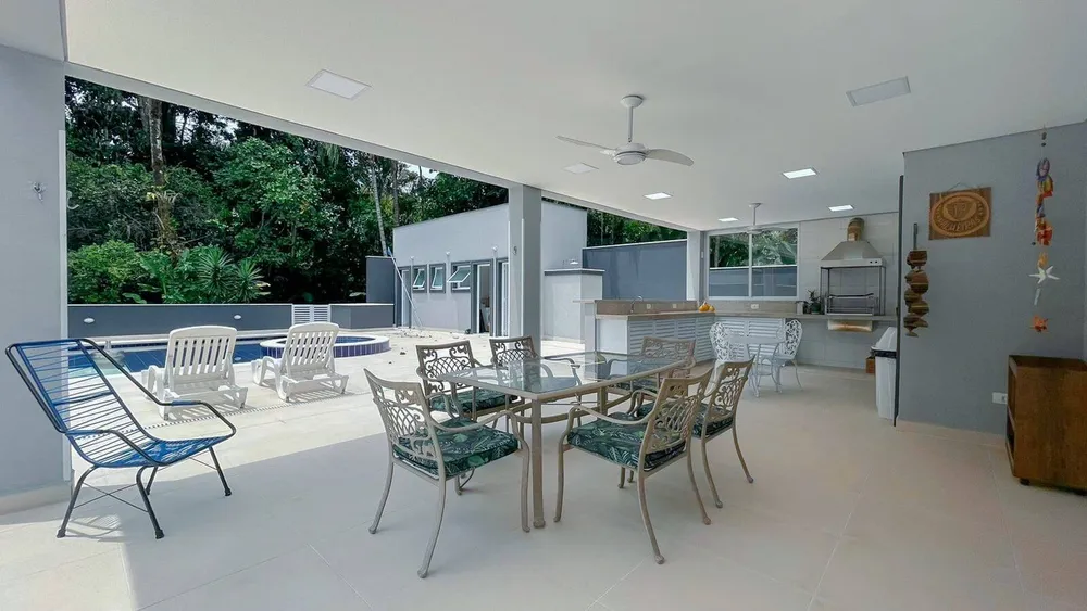 Casa, 6 quartos, 250 m² - Foto 1