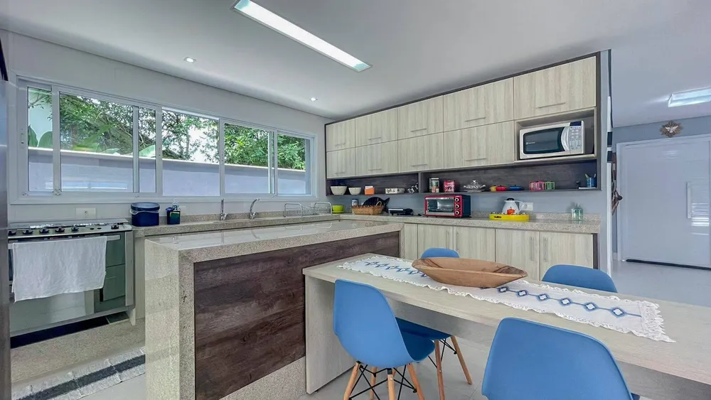 Casa, 6 quartos, 250 m² - Foto 8