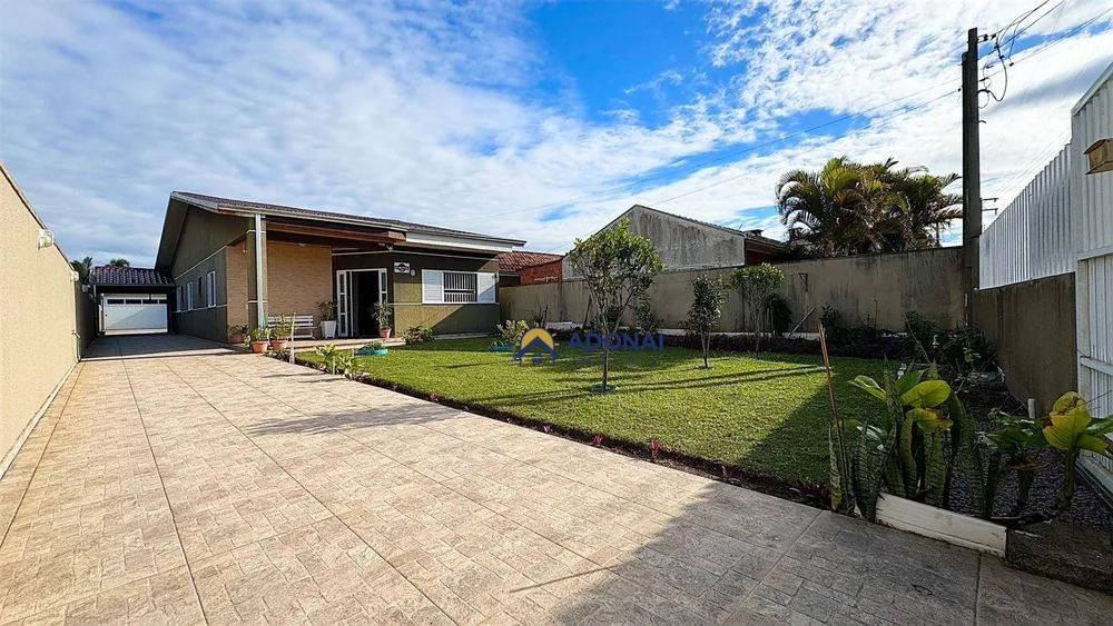 Casa, 5 quartos, 253 m² - Foto 1