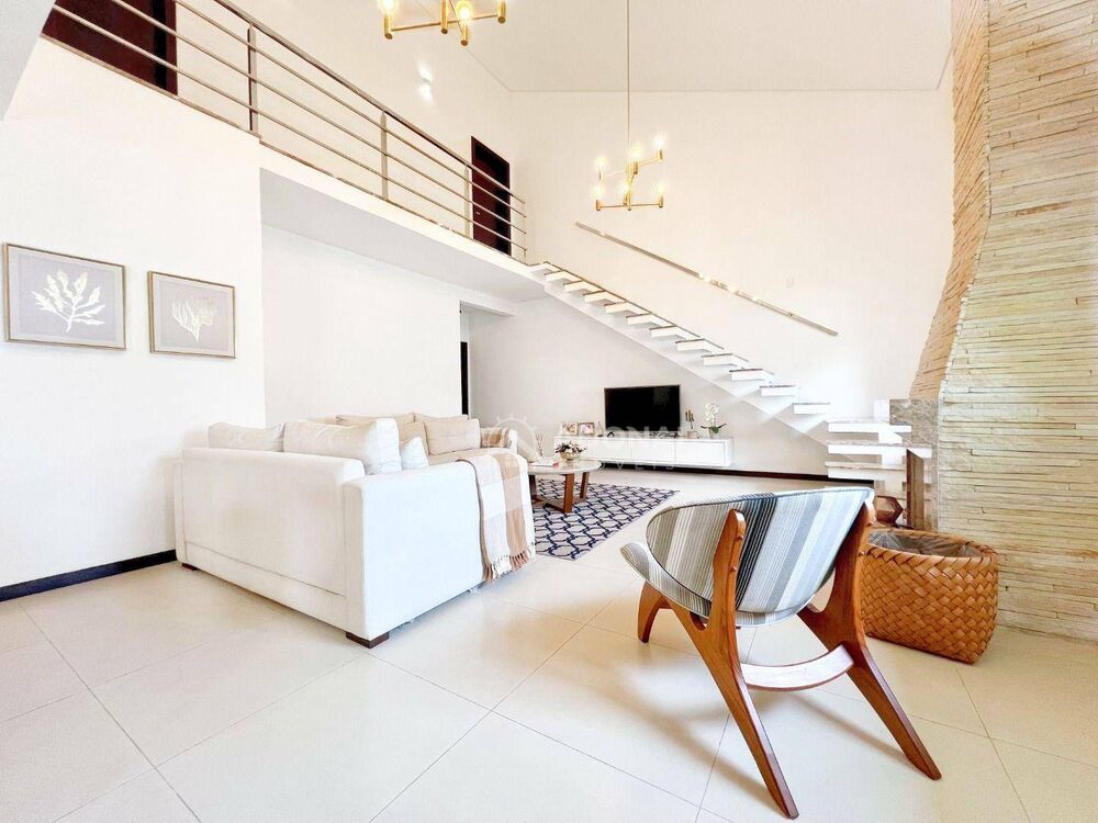 Casa, 3 quartos, 268 m² - Foto 2