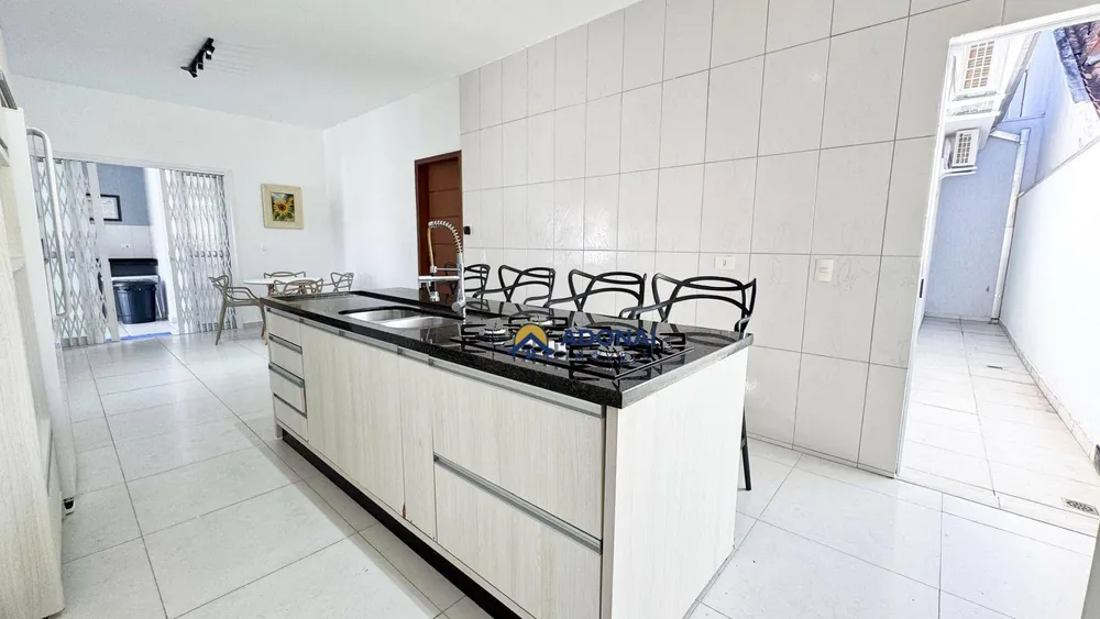 Casa, 5 quartos, 254 m² - Foto 9