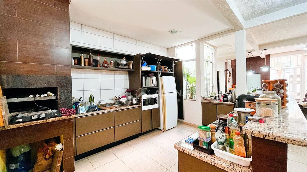 Casa, 4 quartos, 300 m² - Foto 8