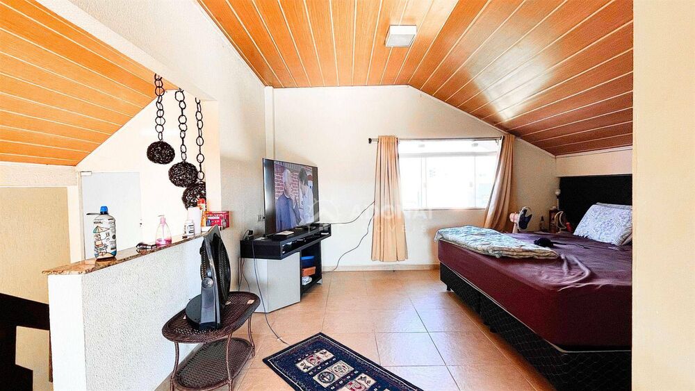 Casa, 4 quartos, 300 m² - Foto 1