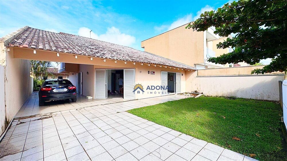 Casa, 6 quartos, 240 m² - Foto 2
