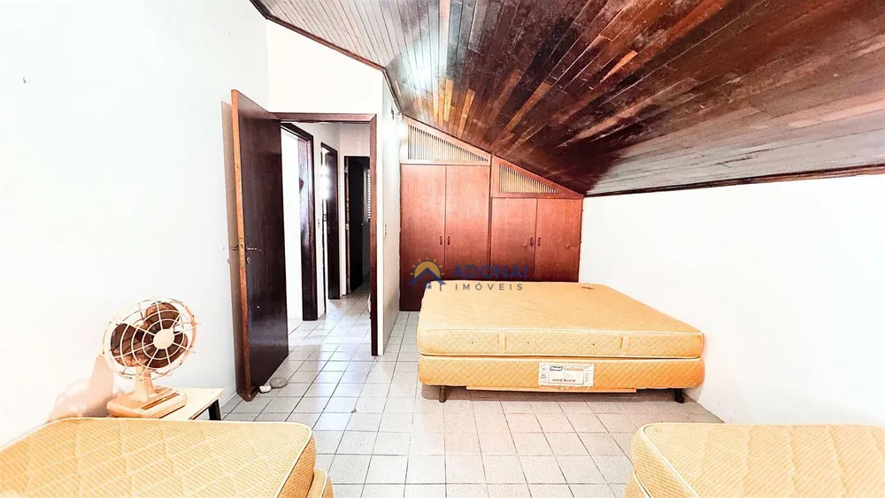 Casa, 6 quartos, 240 m² - Foto 13