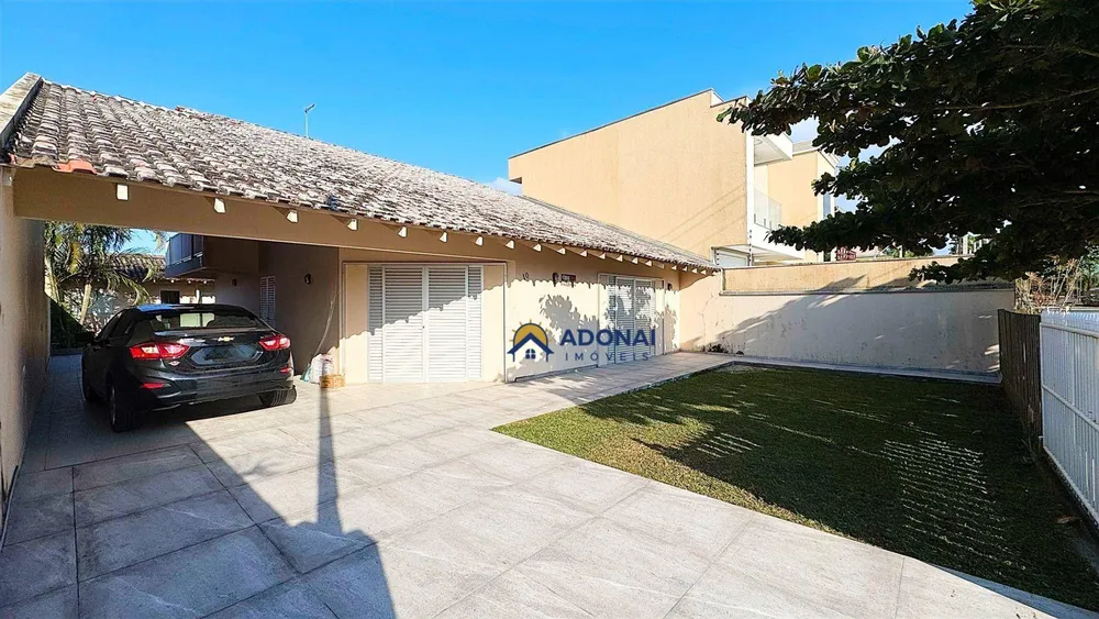 Casa, 6 quartos, 240 m² - Foto 8