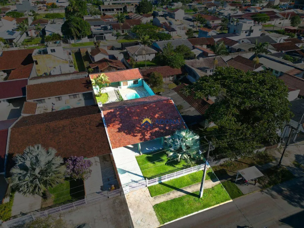 Casa, 5 quartos, 285 m² - Foto 1